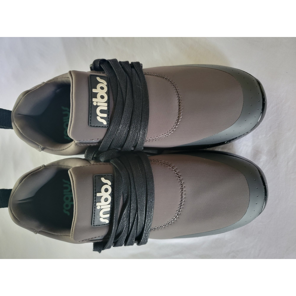 Snibbs Charcoal Spacecloud Non-slip Women's Work Shoes - size 10.5